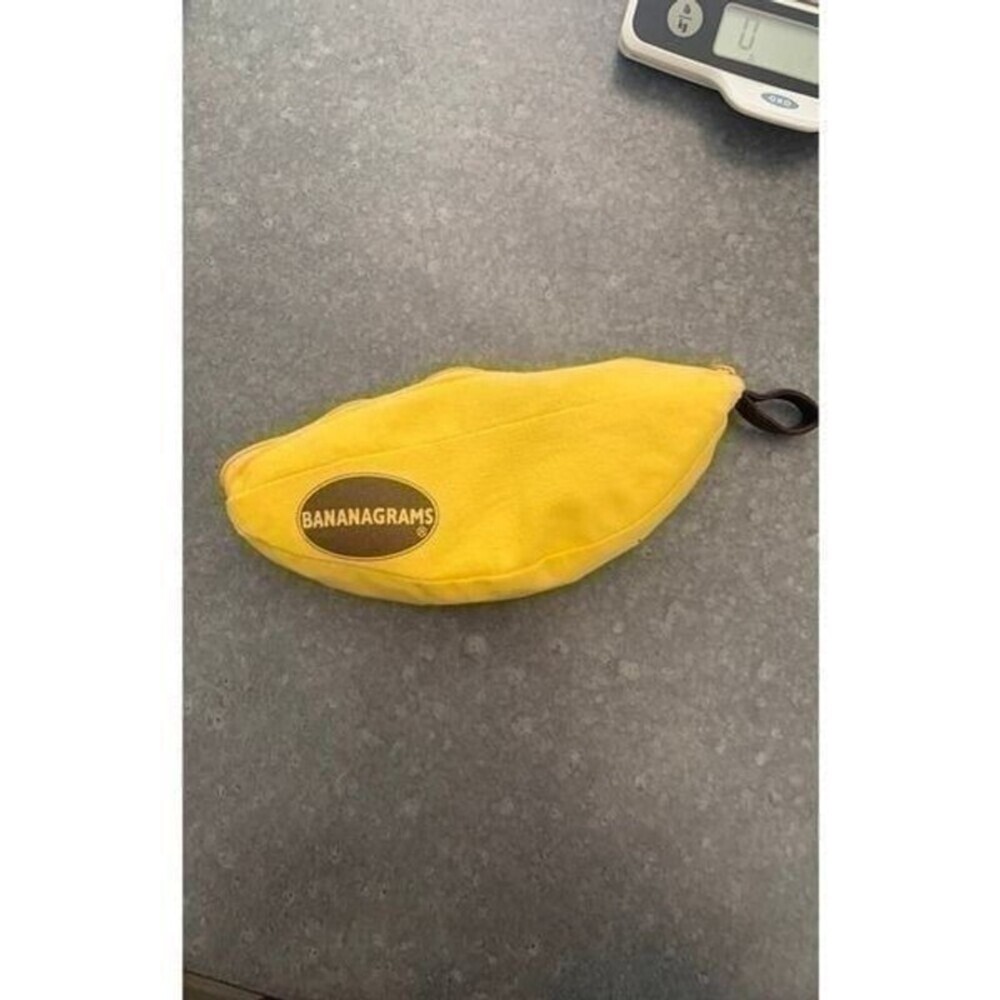 Bananagrams Game‎ - Picture 2 of 4